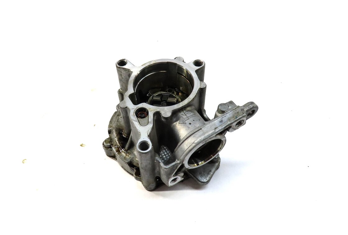Thumbnail 1: 2009-2017 AUDI A4 A5 A6 (B8 8T 8K C7) 2.0L TURBO ENGINE BRAKE VACUUM PUMP