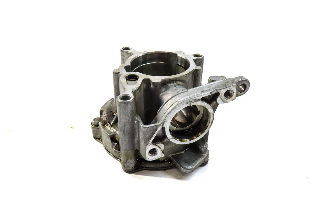 Thumbnail 2: 2009-2017 AUDI A4 A5 A6 (B8 8T 8K C7) 2.0L TURBO ENGINE BRAKE VACUUM PUMP