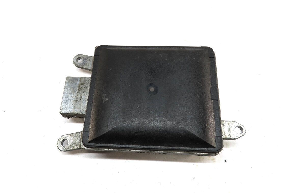 Thumbnail 2: 2012-2015 AUDI A6 S6 (C7) RIGHT PASSENGER REAR BLIND SPOT ALERT MODULE (MASTER)
