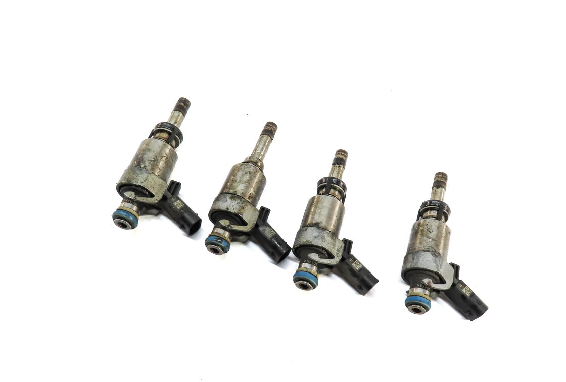 08-17 AUDI A3 A4 A5 A6 Q5 TT (8P B8 8K 8T 8R MK2 C7) 2.0L FSI FUEL INJECTOR SET