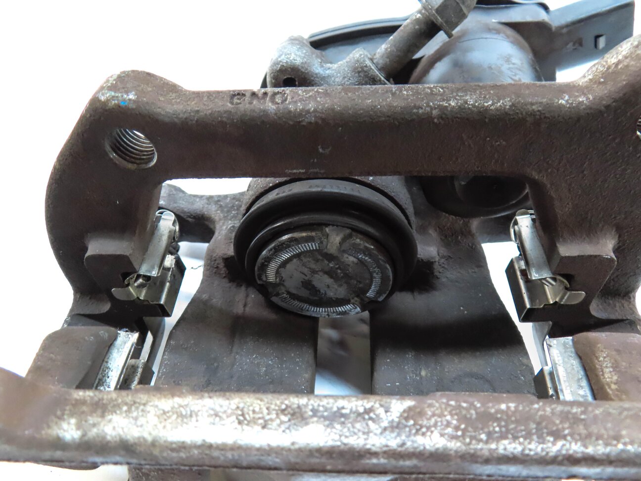Thumbnail 8: 2012-2015 AUDI A6 (C7) LEFT FRONT DRIVER DISC BRAKE CALIPER (320mm ROTOR)