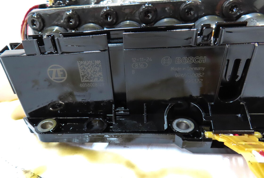 Thumbnail 6: 2013-2015 AUDI A6 (C7) 2.0L AWD QUATTRO - A/T AUTOMATIC TRANSMISSION VALVE BODY