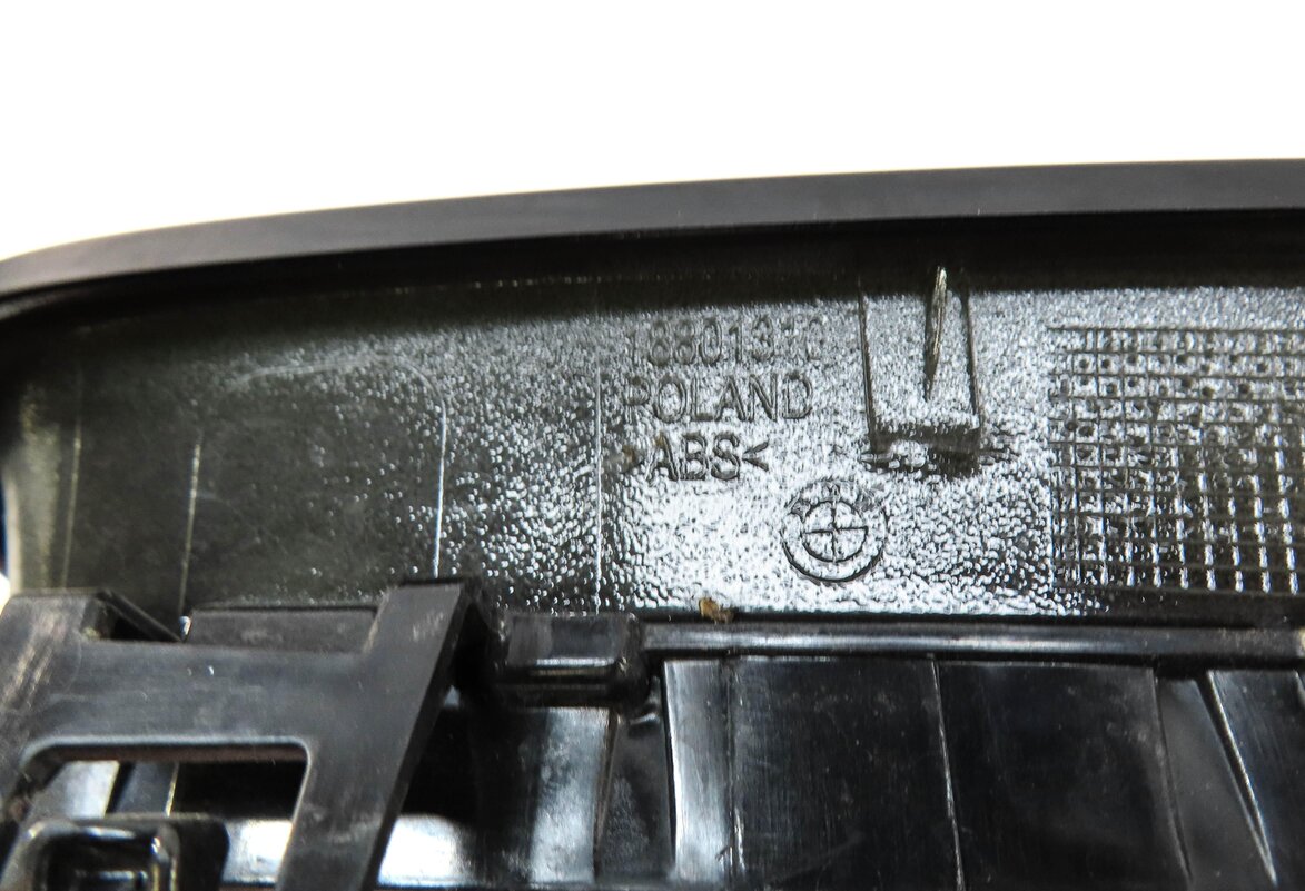 Thumbnail 5: 12-18 BMW 3 SERIES (F30) ///M-SPORT FRONT LEFT DRIVER UPPER KIDNEY GRILLE TRIM