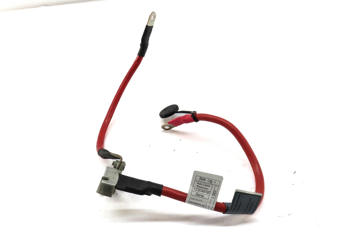 Thumbnail 3: 2016 BMW 328i (F30) POSITIVE BATTERY CABLE TERMINAL SRS