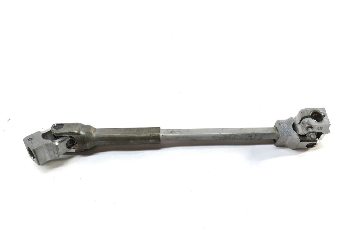 Thumbnail 3: 2016 BMW 328i (F30) RWD - STEERING COLUMN SHAFT U-JOINT COUPLER LINKAGE SHAFT
