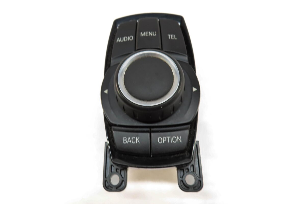 Thumbnail 3: 2013-2020 BMW 2 3 4 SERIES (F22 F30 F31 F32 F33 F34) iDRIVE MEDIA CONTROL SWITCH