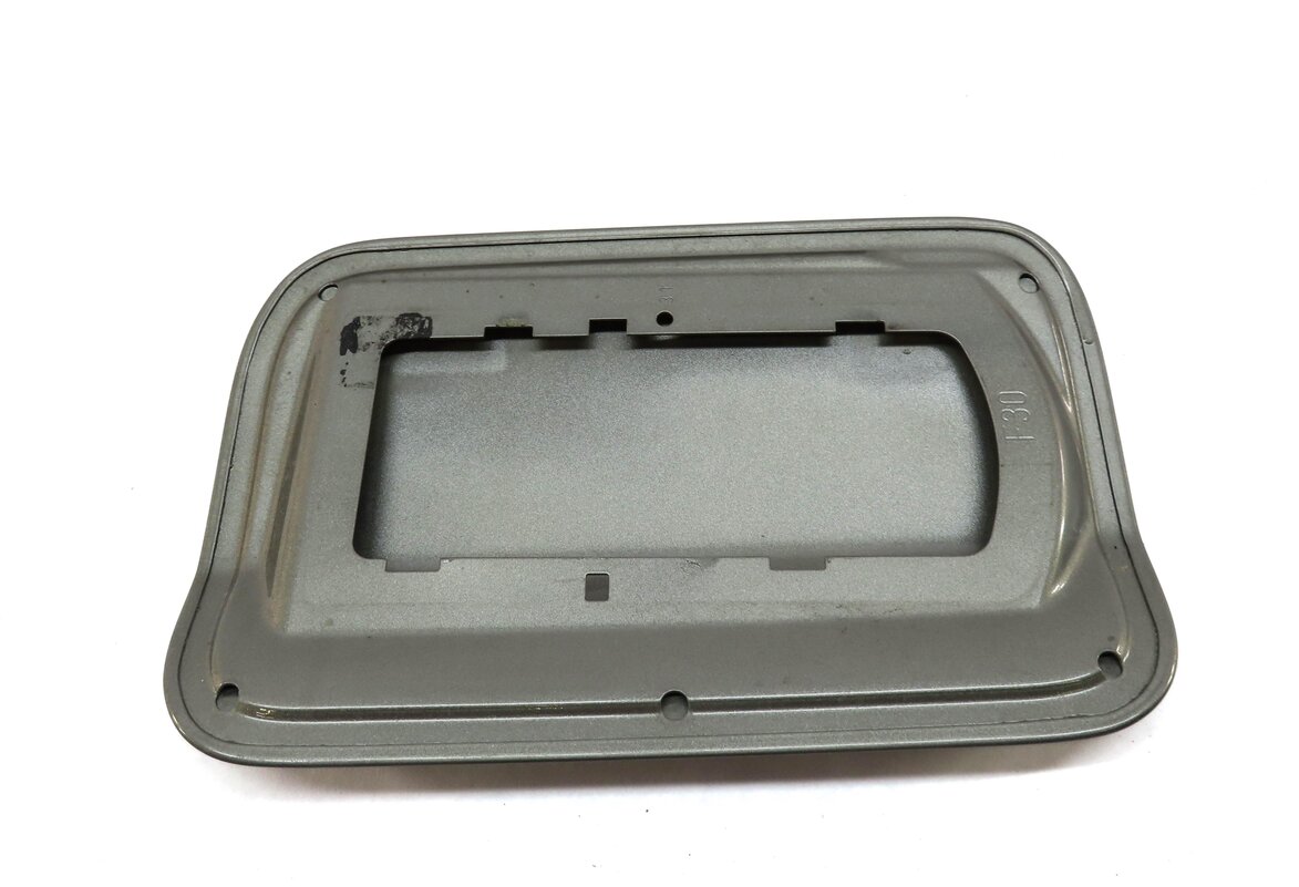Thumbnail 5: 2013-2018 BMW 3-SERIES M3 (F30) SEDAN - FUEL TANK DOOR LID COVER TRIM (SILVER)