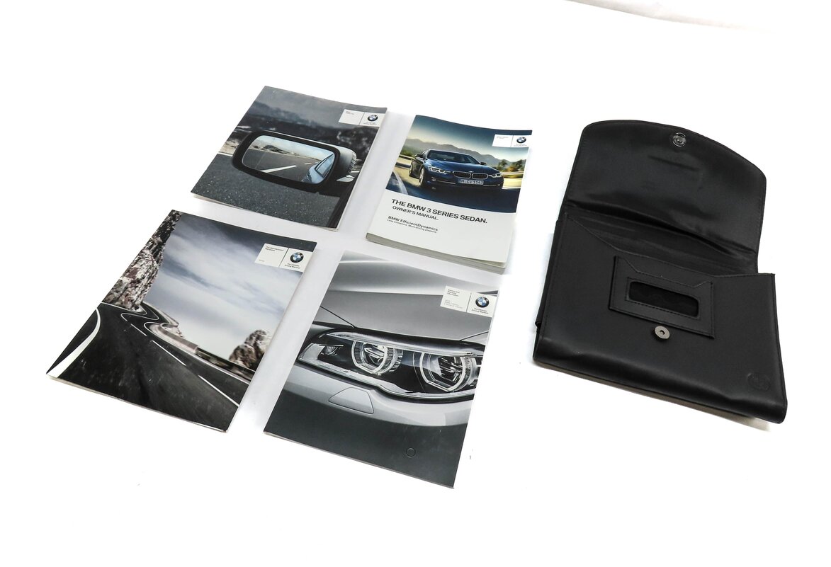 2016 BMW 328i (F30) OWNERS MANUAL BOOK BOOKLET GUIDE SET w/ CASE