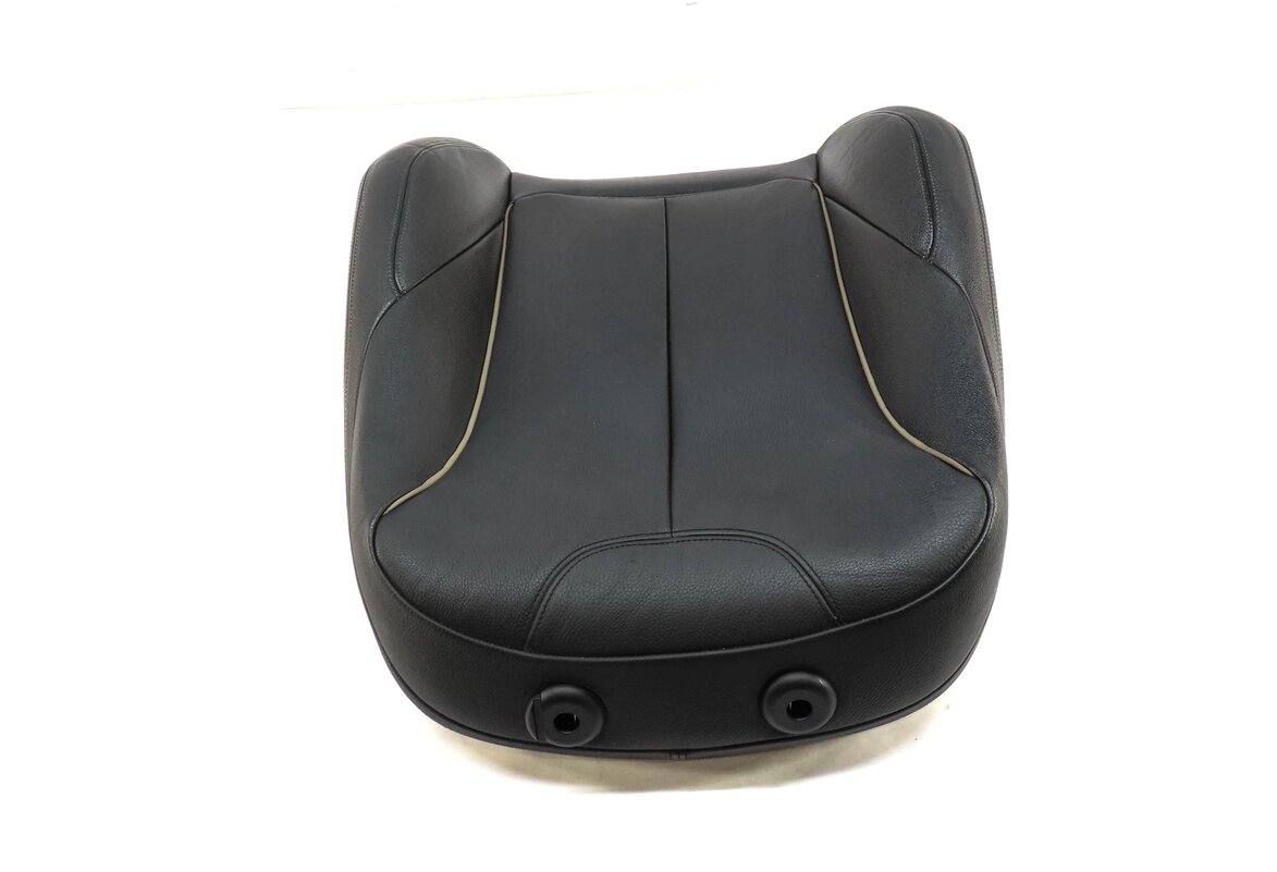 Thumbnail 3: 2016 BMW 328i (F30) LEFT DRIVER UPPER TOP SPORT SEAT CUSHION (BLACK LEATHER)