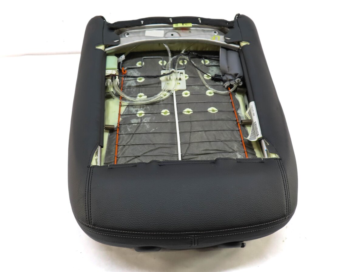 Thumbnail 5: 2016 BMW 328i (F30) LEFT DRIVER UPPER TOP SPORT SEAT CUSHION (BLACK LEATHER)