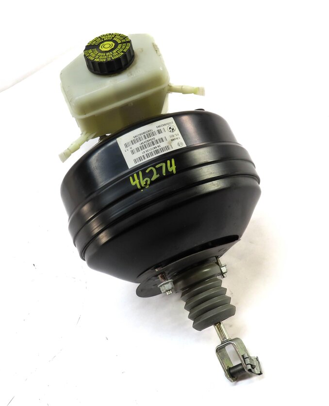 Thumbnail 2: 2016 BMW 328i (F30) POWER BRAKE BOOSTER w/ MASTER CYLINDER & RESERVOIR