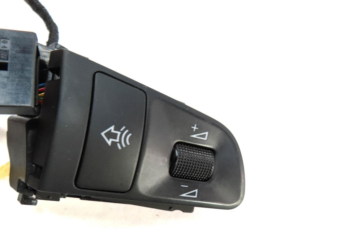 Thumbnail 5: 2008 AUDI Q7 (4L) LEFT & RIGHT STEERING WHEEL RADIO PHONE SWITCH BUTTON SET-2