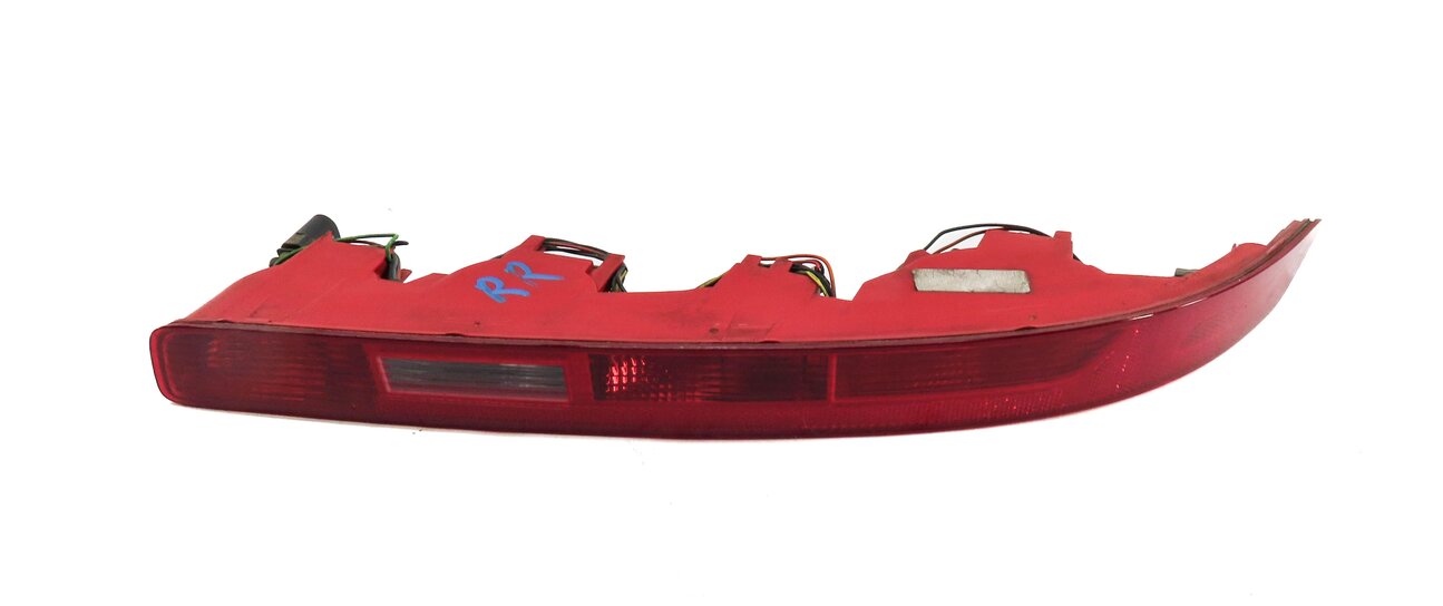 Thumbnail 2: 2007-2015 AUDI Q7 (4L) RIGHT PASSENGER REAR BUMPER LOWER TAILLIGHT LIGHT LAMP