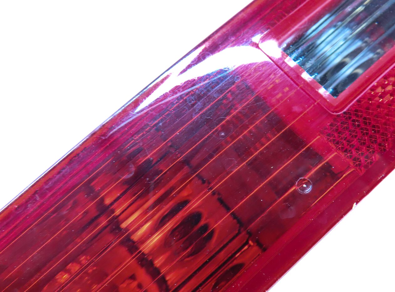 Thumbnail 5: 2007-2015 AUDI Q7 (4L) RIGHT PASSENGER REAR BUMPER LOWER TAILLIGHT LIGHT LAMP