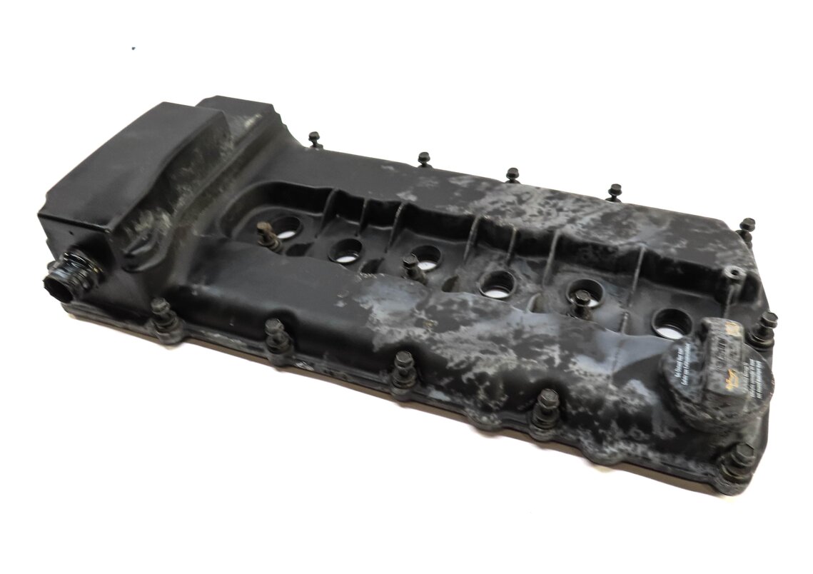 2006-2018 VW PASSAT TOUAREG / AUDI Q7 (4L) 3.6L VR6 ENGINE VALVE COVER