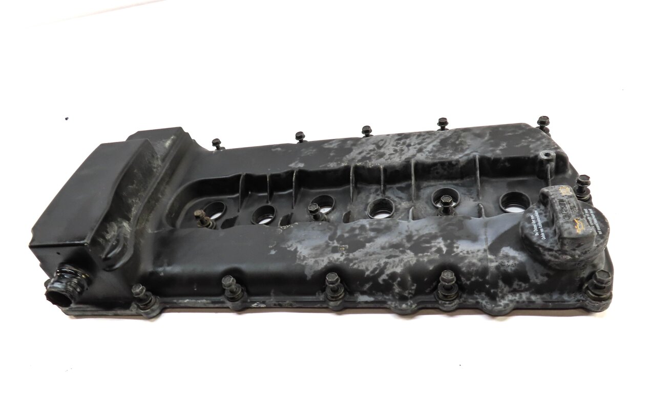 Thumbnail 2: 2006-2018 VW PASSAT TOUAREG / AUDI Q7 (4L) 3.6L VR6 ENGINE VALVE COVER