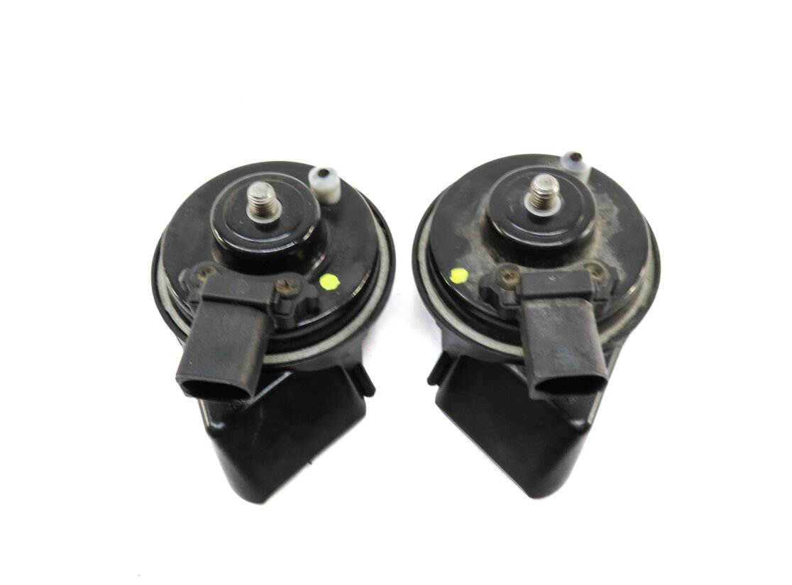 Thumbnail 3: 2012-2020 AUDI A6 S6 A7 S7 RS7 A8 S8 (C7 D4) HIGH & LOW TONE SAFETY HORN SET-2