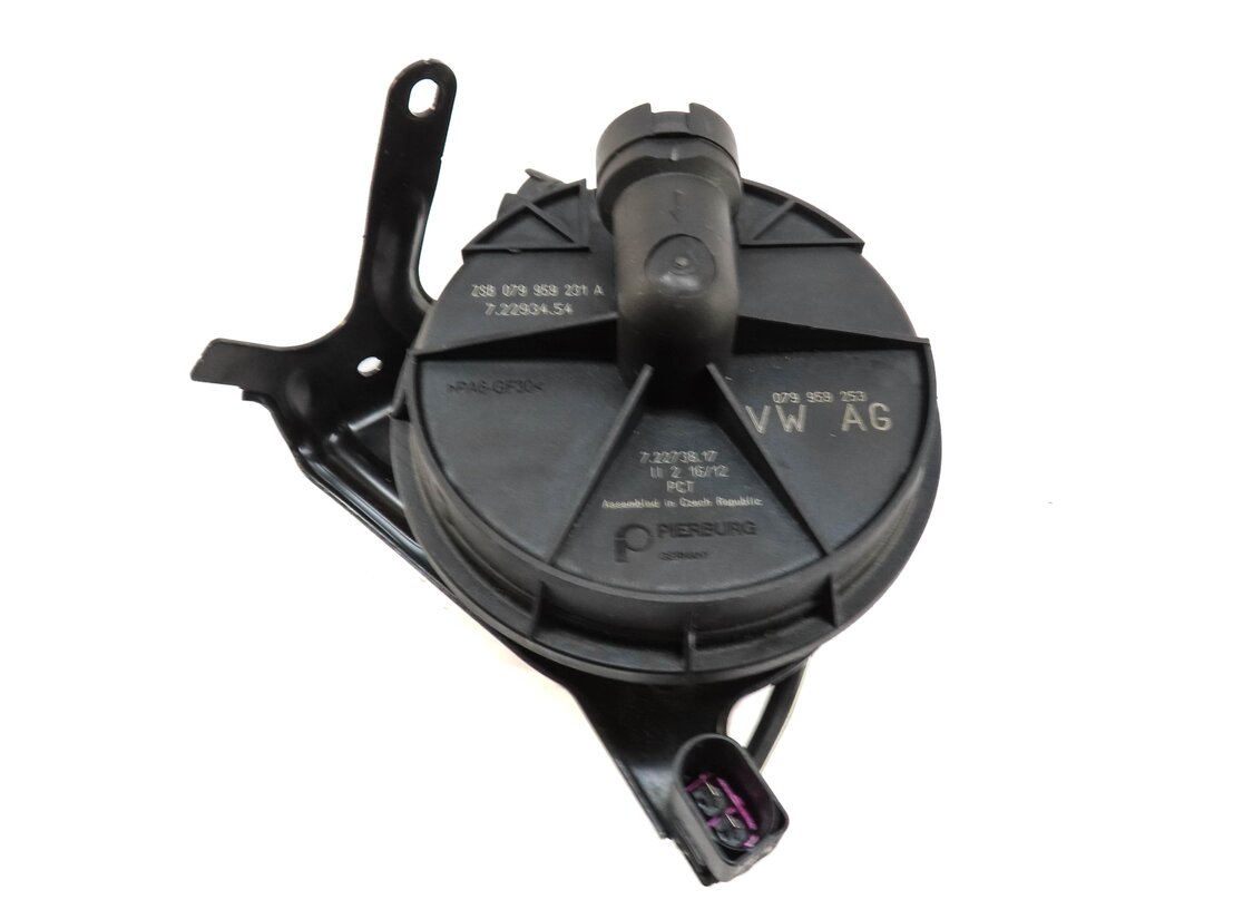 Thumbnail 4: 2012 AUDI A6 (C7) 3.0L CGXB SUPERCHARGED ENGINE SECONDARY AIR INJECTION PUMP