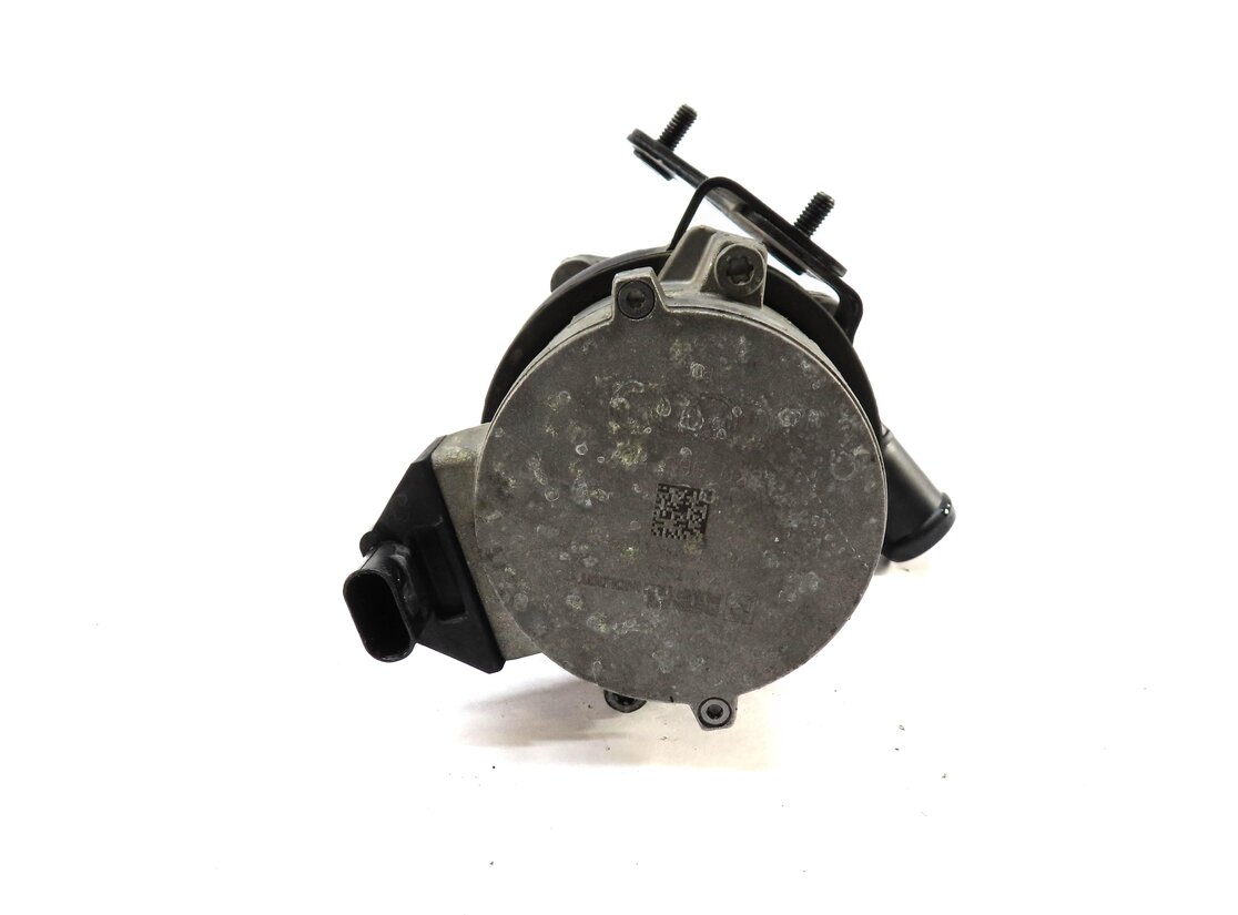 Thumbnail 4: 2012 AUDI A6 (C7) 3.0L CGXB SUPERCHARGED ENGINE AUXILIARY WATER COOLANT PUMP
