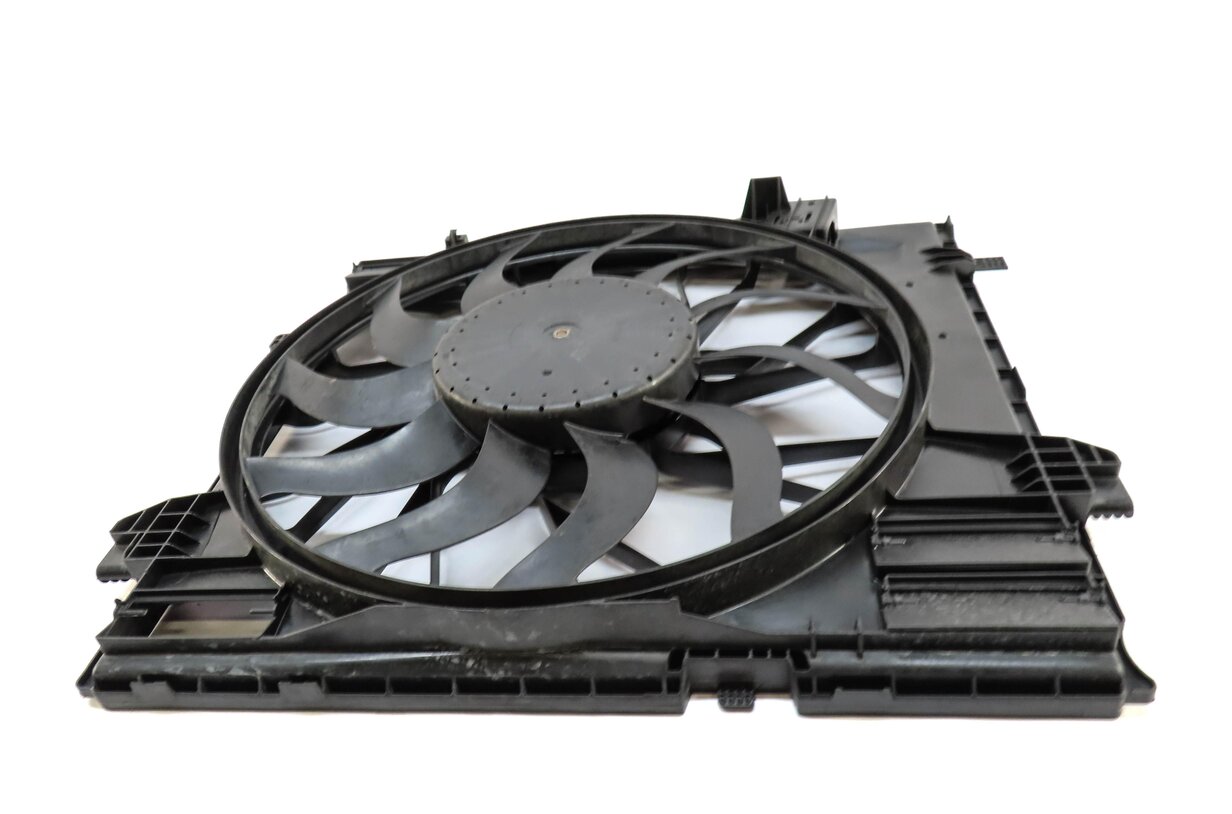 Thumbnail 2: 13-19 MERCEDES GL350 GL450 GL550 GLE ML250 ML400 ML550 (W166 X166) COOLING FAN