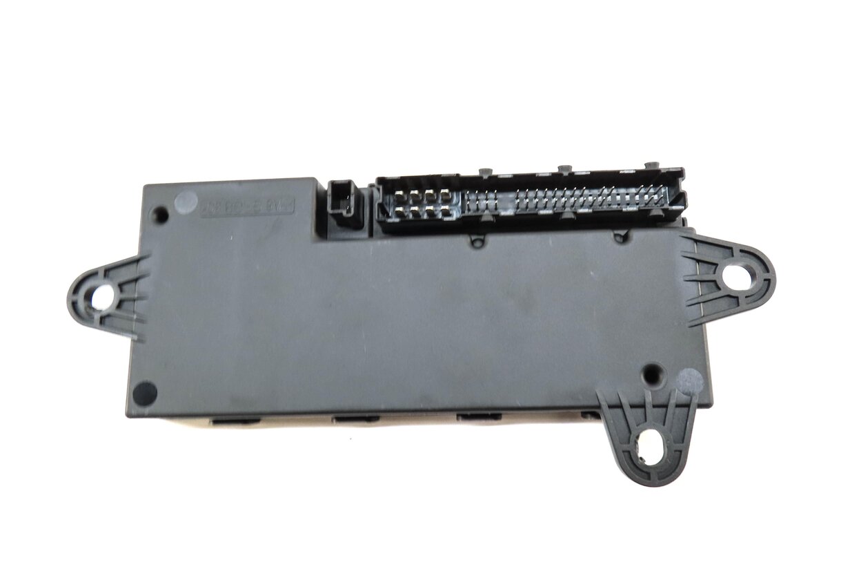 Thumbnail 3: 2013 MERCEDES GL450 (X166) AIR SUSPENSION CONTROL MODULE