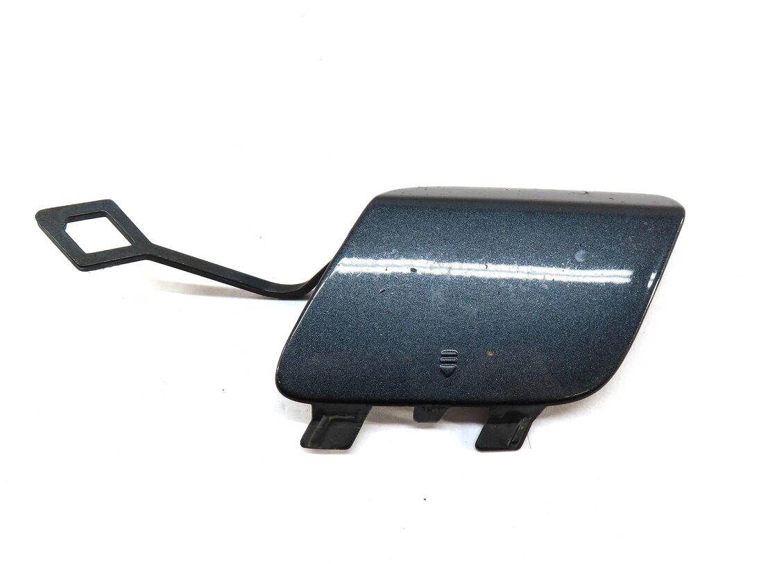 Thumbnail 2: 2013 MERCEDES GL450 (X166) FRONT TOWING EYE TOW HOOK COVER TRIM (TENORITE GRAY)