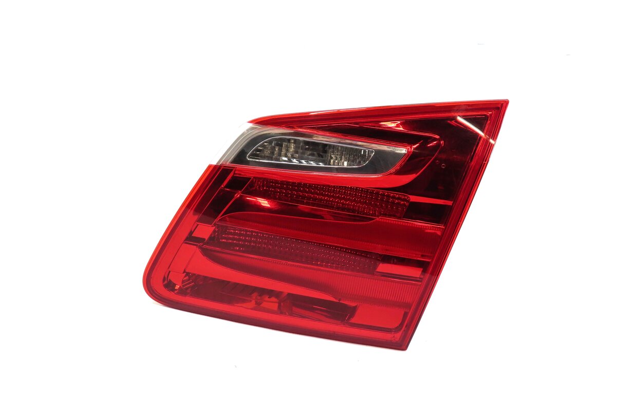 13-16 MERCEDES GL350 GL450 GL550 (X166) RIGHT REAR INNER TAILLIGHT LIGHT LAMP