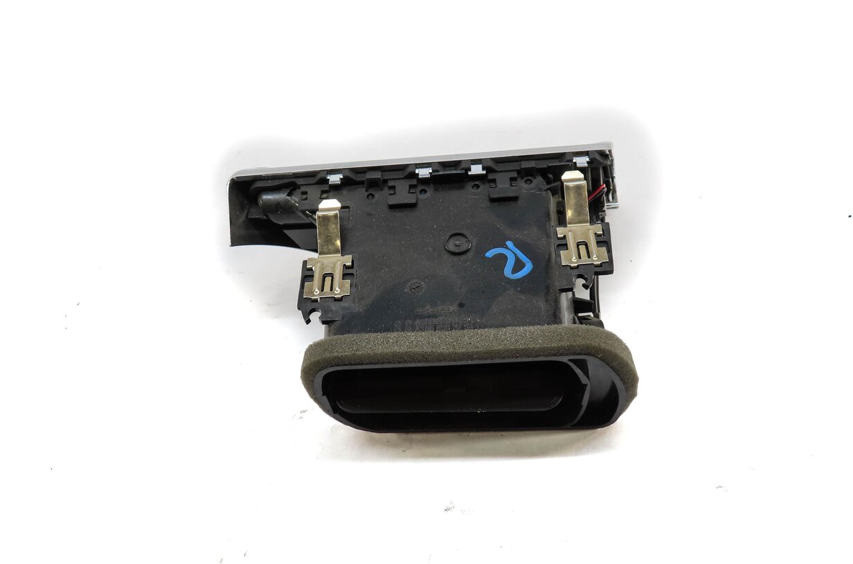 Thumbnail 3: 2013 MERCEDES GL450 (X166) FRONT RIGHT PASSENGER OUTER DASH HEATER A/C AIR VENT
