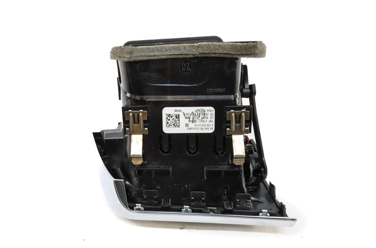 Thumbnail 4: 2013 MERCEDES GL450 (X166) FRONT RIGHT PASSENGER OUTER DASH HEATER A/C AIR VENT