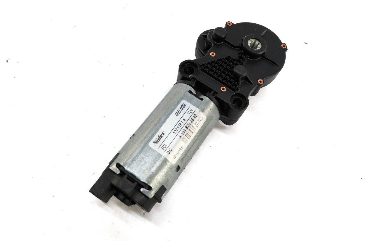 2013 MERCEDES GL450 (X166) LEFT or RIGHT REAR 3rd THIRD ROW SEAT ADJUST MOTOR