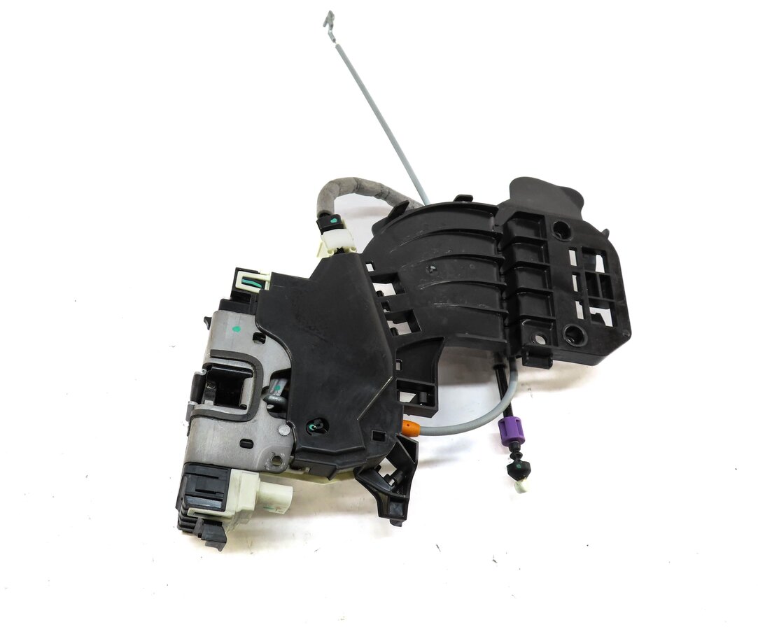 Thumbnail 3: 11-19 MERCEDES B CLA CLS E GL GLA ML (W166 W212 X166 X204) RIGHT REAR DOOR LATCH