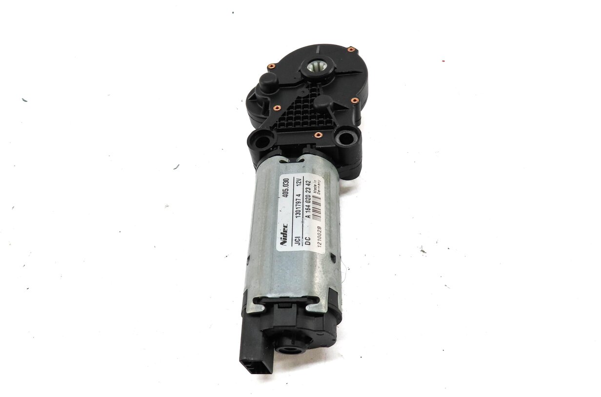Thumbnail 2: 2013 MERCEDES GL450 (X166) LEFT or RIGHT REAR 3rd THIRD ROW SEAT ADJUST MOTOR