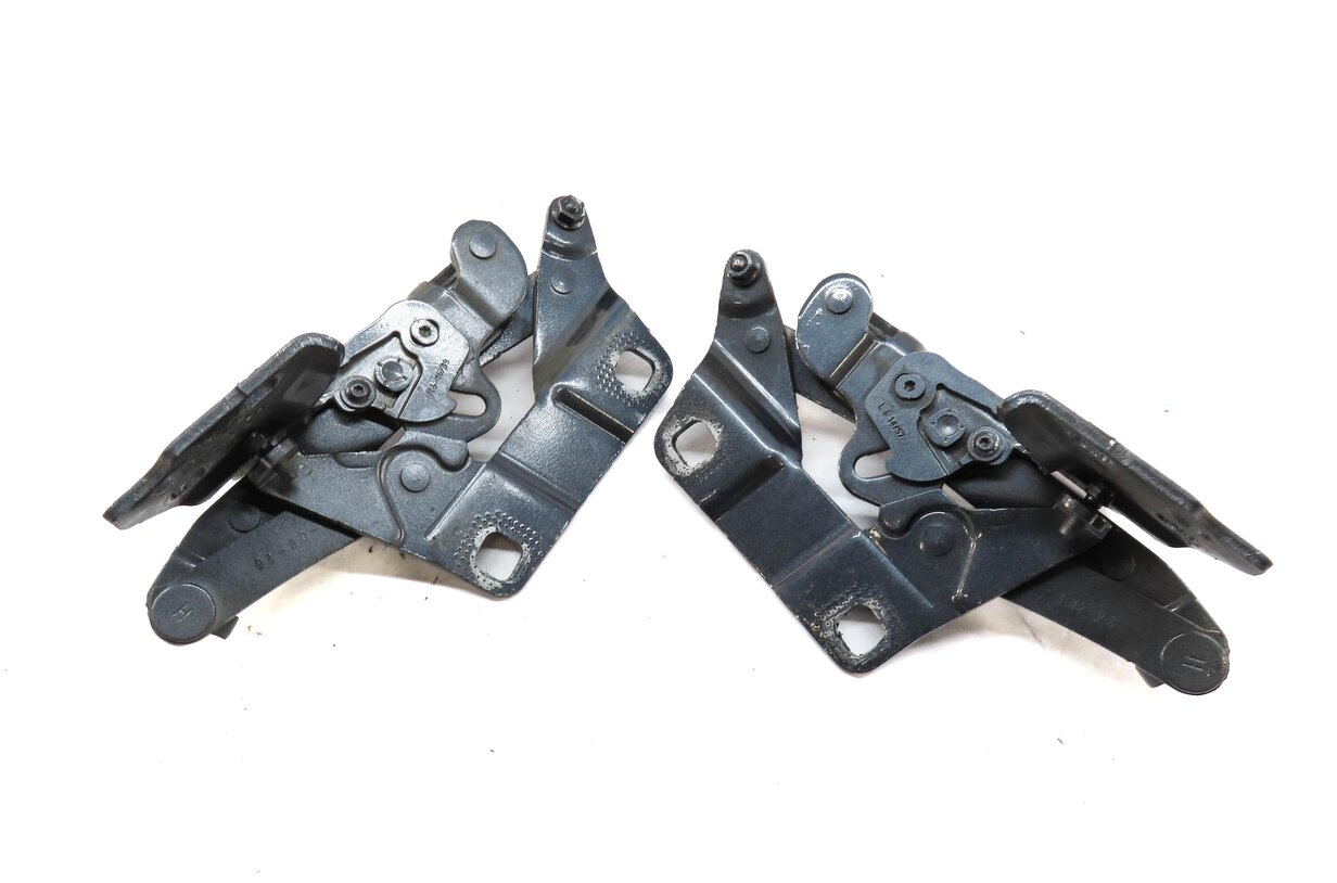 Thumbnail 3: 2012-2019 MERCEDES GL ML CLASS (W166 X166) FRONT HOOD HINGE SET (TENORITE GRAY)