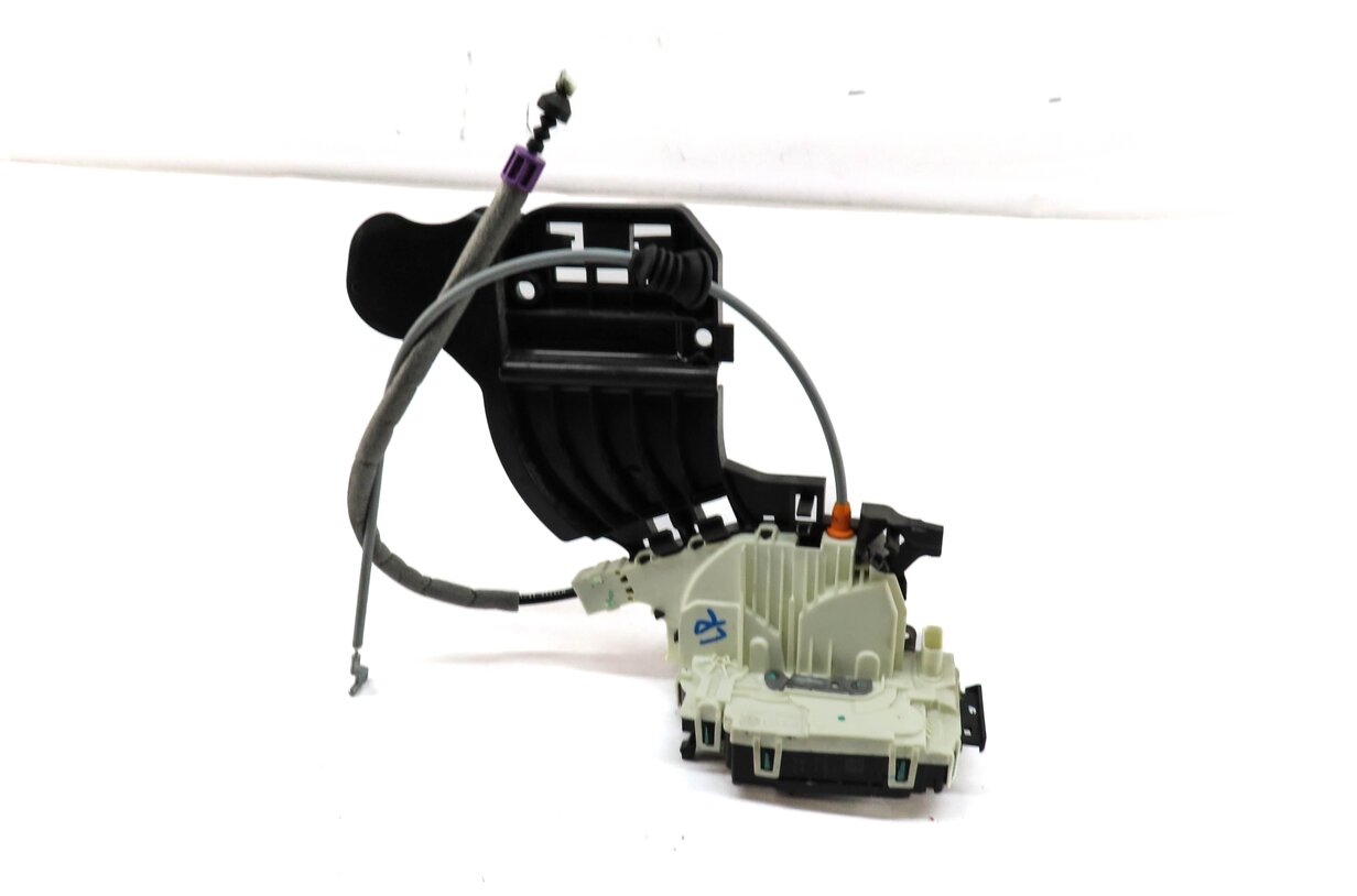 Thumbnail 2: 11-19 MERCEDES B CLA CLS E GL GLA ML (W166 W212 X166 X204) LEFT REAR DOOR LATCH