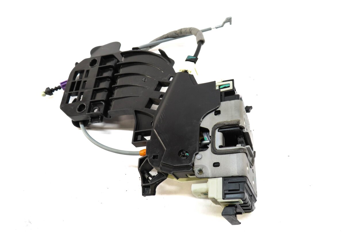 Thumbnail 3: 11-19 MERCEDES B CLA CLS E GL GLA ML (W166 W212 X166 X204) LEFT REAR DOOR LATCH