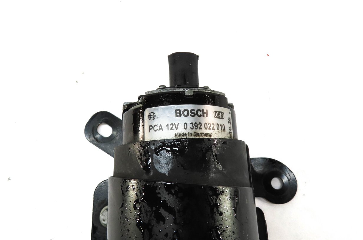 Thumbnail 5: 2013 MERCEDES GL450 (X166) 4.6L M278 ENGINE AUX AUXILIARY WATER PUMP