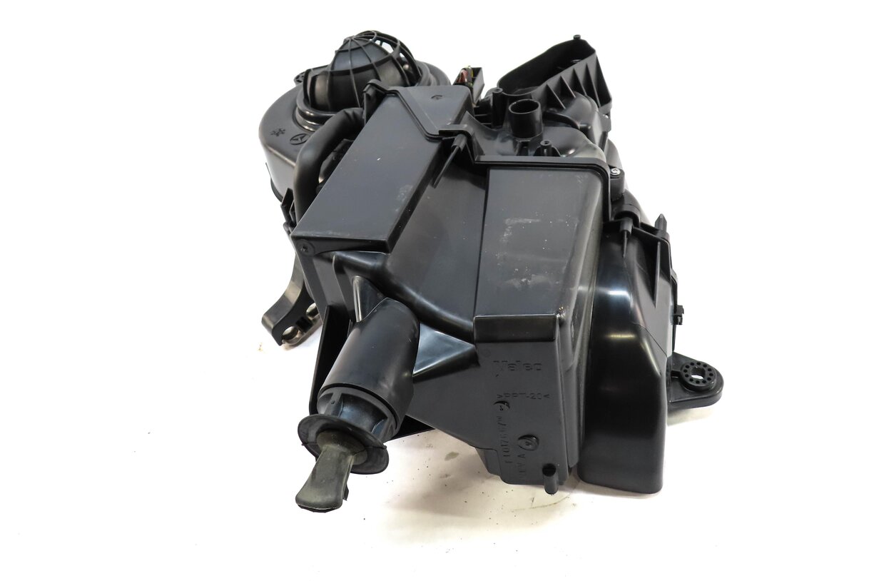 Thumbnail 5: 13-19 MERCEDES GL350 GL450 GL550 GLS350 GLS450 (W166 X166) REAR A/C BLOWER MOTOR