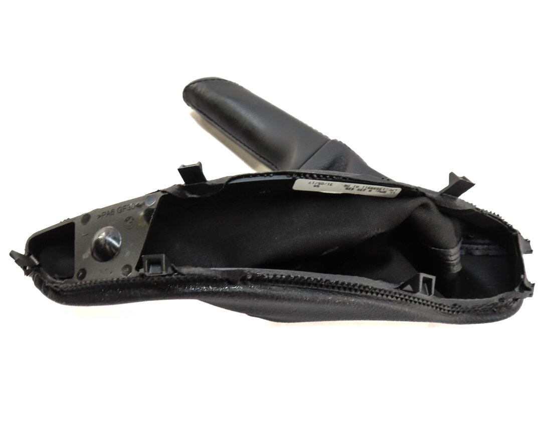 Thumbnail 4: 2018 BMW 330i (F30) EMERGENCY PARKING BRAKE HANDLE COVER (BLACK KCSW)