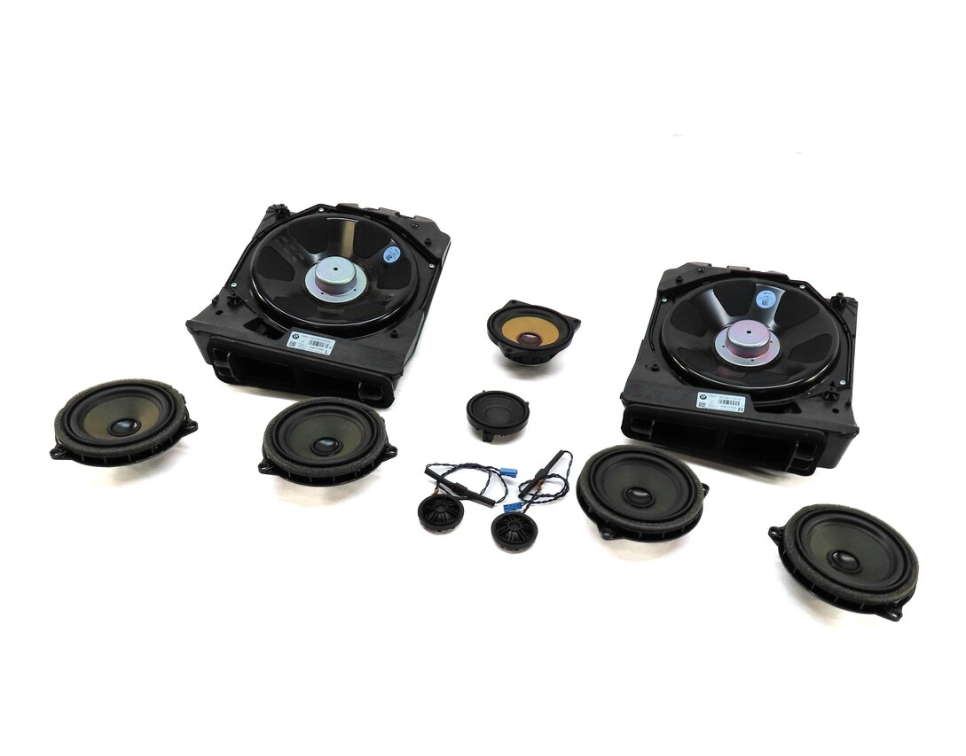 Thumbnail 11: 2018 BMW 330i (F30) RADIO STEREO HiFi AUDIO SUB SUBWOOFER SPEAKER SET