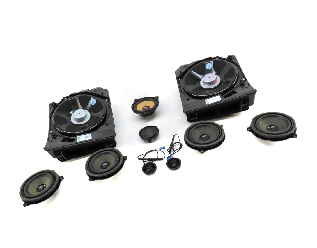 Thumbnail 9: 2018 BMW 330i (F30) RADIO STEREO HiFi AUDIO SUB SUBWOOFER SPEAKER SET