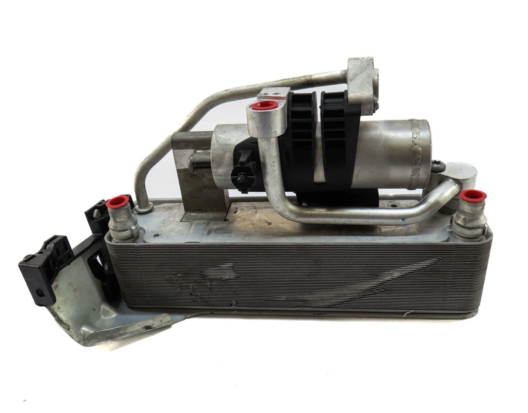 Thumbnail 2: 16-20 BMW 230i 240i 330i 330E 330iGT 340i 430i 440i - AIR CONDITIONING CONDENSER