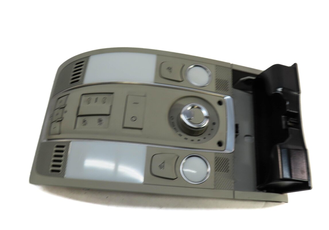 Thumbnail 7: 2010 AUDI Q7 (4L) FRONT DOMELIGHT MAP READING COURTESY DOME LIGHT LAMP (GRAY)