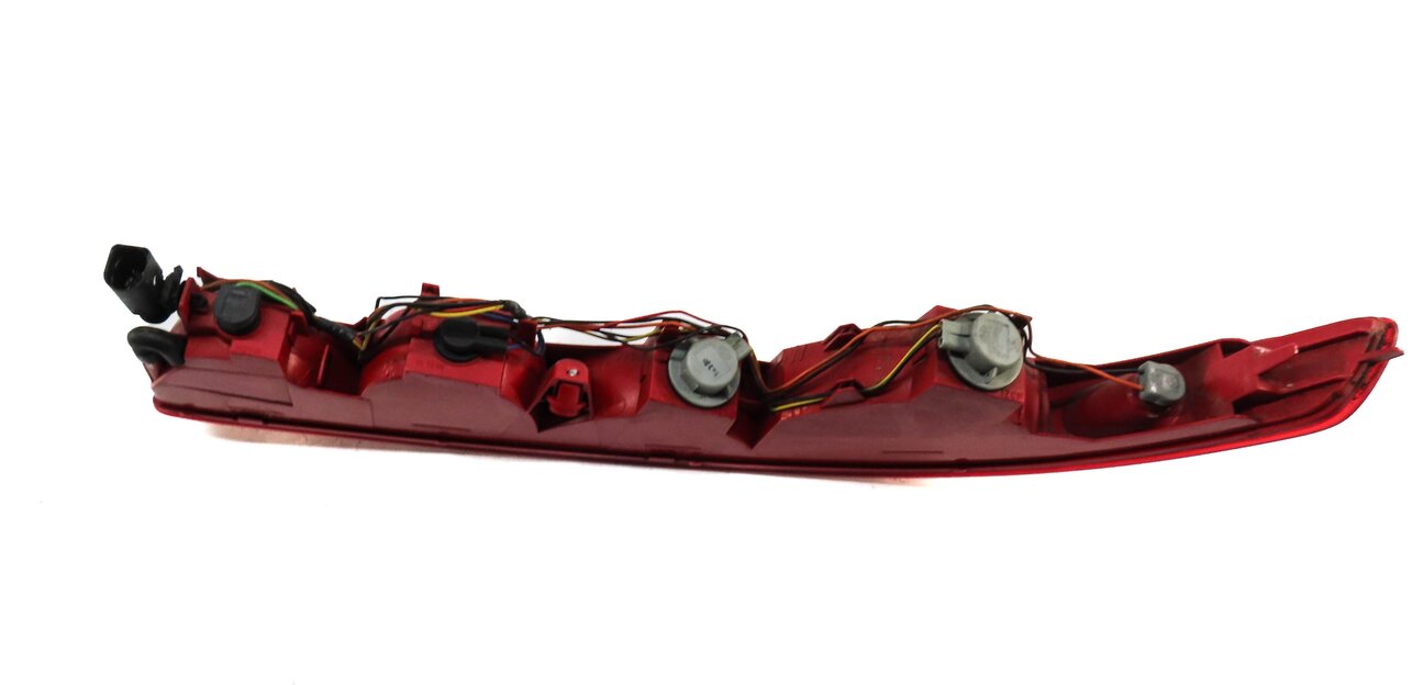 Thumbnail 2: 2007-2015 AUDI Q7 (4L) LEFT DRIVER REAR BUMPER LOWER TAILLIGHT LIGHT LAMP