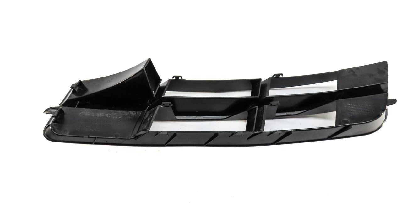 Thumbnail 4: 2010 AUDI Q7 (4L) RIGHT FRONT PASSENGER LOWER BUMPER GRILLE TRIM
