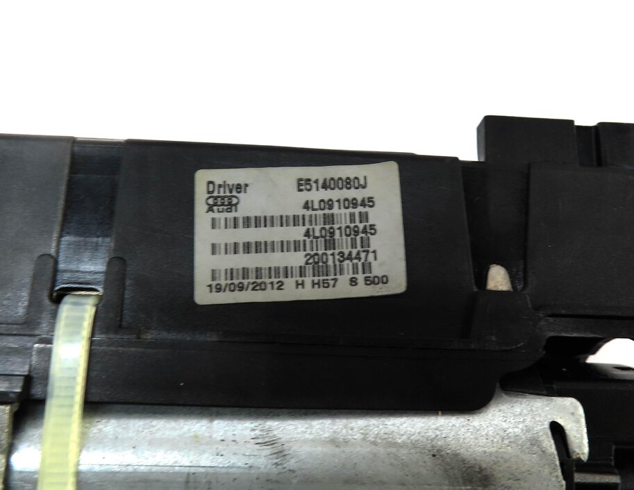 Thumbnail 5: 2010 AUDI Q7 (4L) REAR LEFT DRIVER SIDE ELECTRIC TRUNK TAILGATE LIFT MOTOR