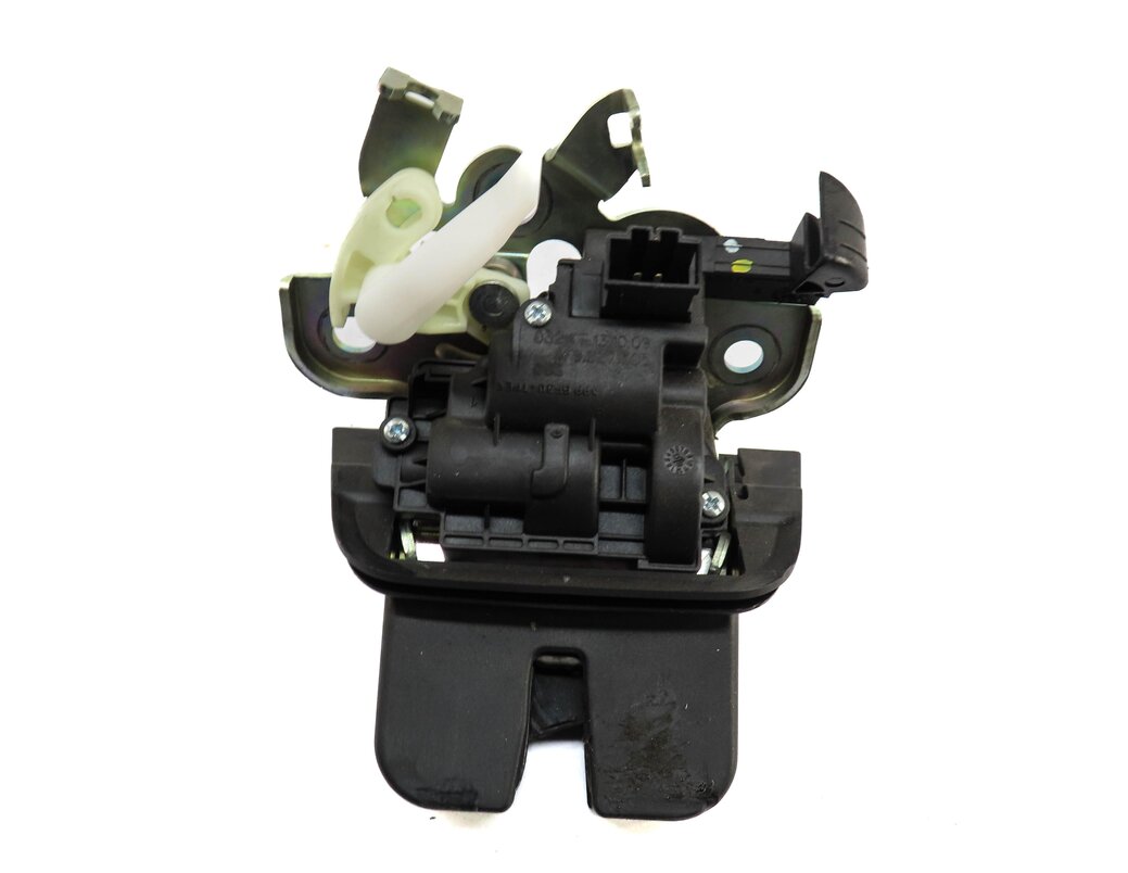 Thumbnail 4: 2010 AUDI Q7 (4L) REAR TRUNK LOCK LATCH ACTUATOR