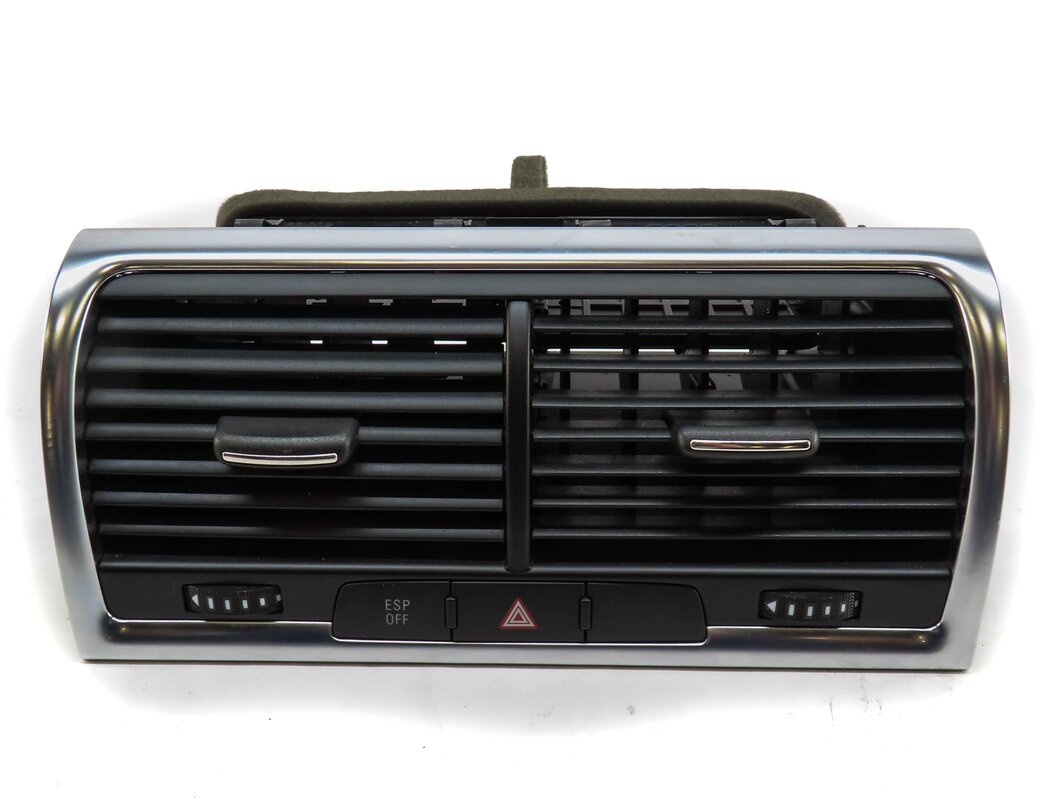 Thumbnail 2: 2010 AUDI Q7 (4L) FRONT CENTER DASH HEATER A/C AIR VENT w/ HAZARD SWITCH BUTTON