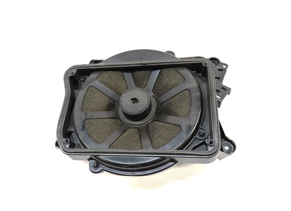 2012 AUDI A6 (C7) RADIO STEREO BOSE AUDIO REAR DECK SUB SUBWOOFER