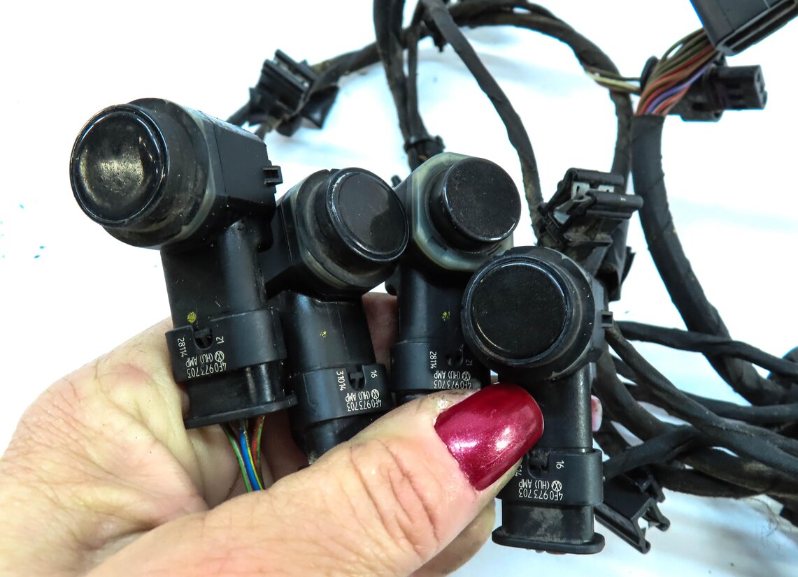 Thumbnail 4: 2012 AUDI A6 (C7) REAR PDC PARK DISTANCE SENSOR SET w/ HARNESS (OOLONG GRAY 4N)