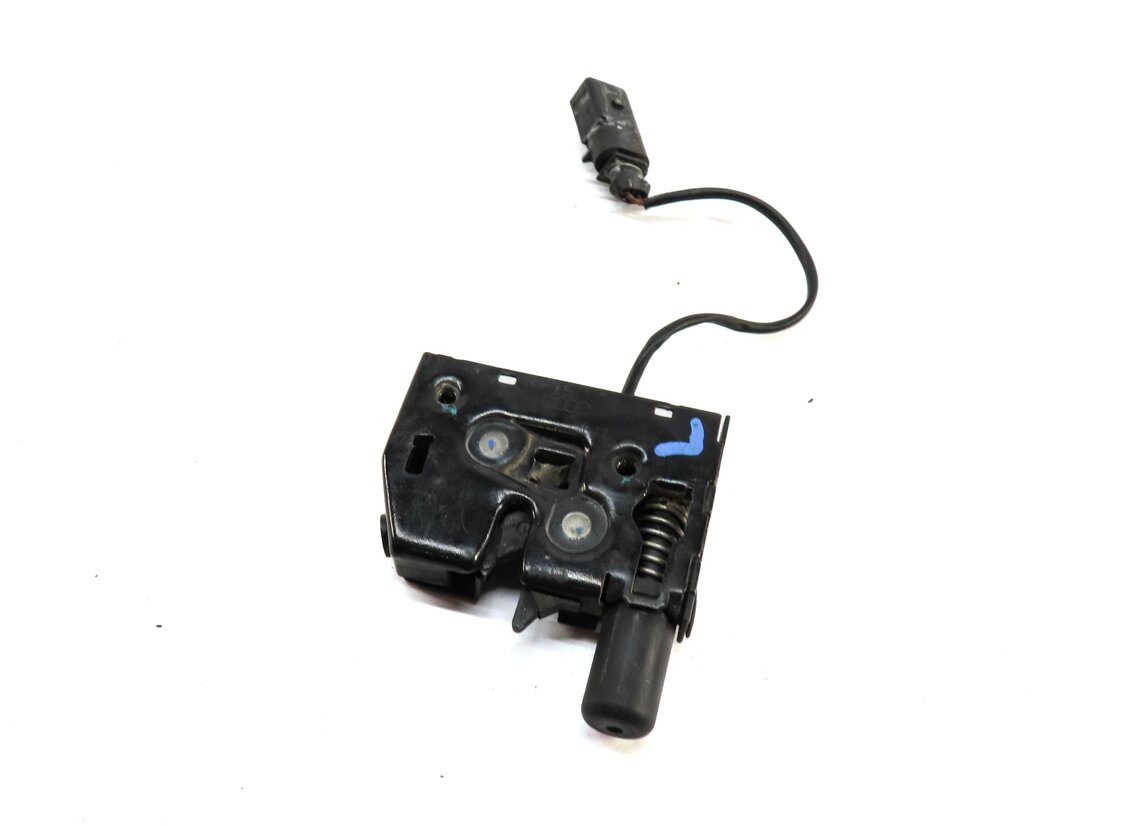 2012 AUDI A6 (C7) FRONT LEFT or RIGHT LOWER HOOD LOCK LATCH
